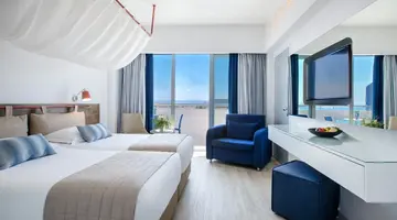 Lordos Beach Hotel & Spa