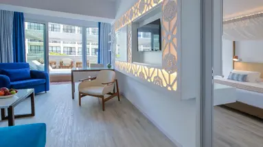 Lordos Beach Hotel & Spa