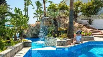 Lordos Beach Hotel