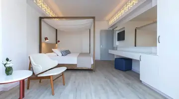 Lordos Beach Hotel