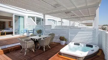 Lordos Beach Hotel
