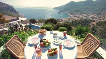 LORYMA RESORT