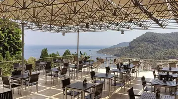 LORYMA RESORT