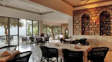 LORYMA RESORT