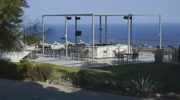 LORYMA RESORT