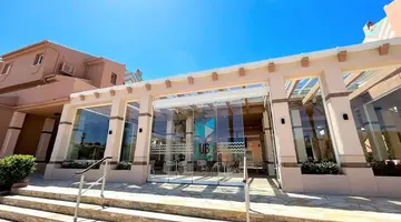 Los Amigos Beach Club