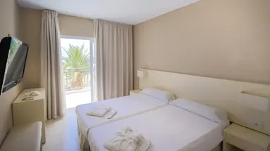 Los Olivos Beach Resort
