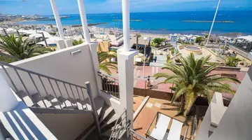 Los Olivos Beach Resort