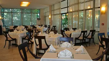 Lotos, Riviera Holiday Club