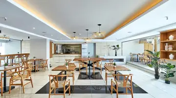 Lotus Rise Hotel