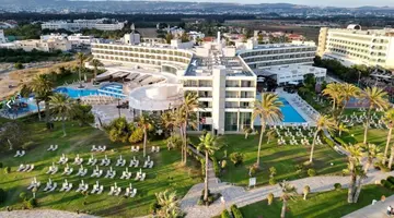Louis Imperial Hotel