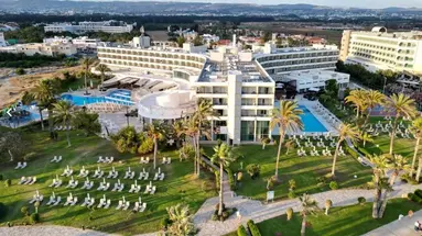 Louis Imperial Hotel