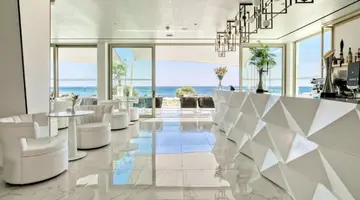 Louis Ivi Mare Hotel