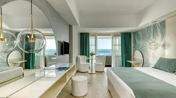 Louis Ivi Mare Hotel