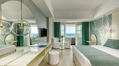 Louis Ivi Mare Hotel