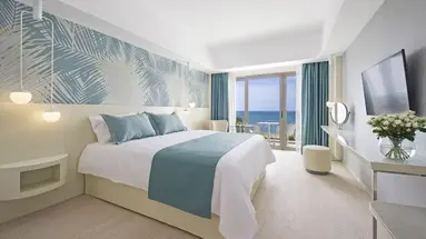 Louis Ivi Mare Hotel