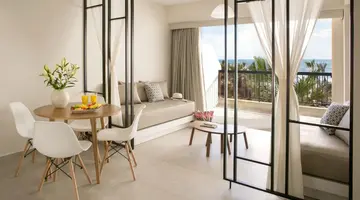 Louis Paphos Breeze Hotel