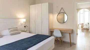 Louis Paphos Breeze Hotel
