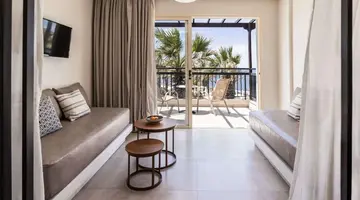Louis Paphos Breeze Hotel