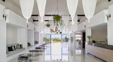 Louis Paphos Breeze Hotel