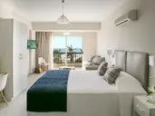 Louis Paphos Breeze Hotel