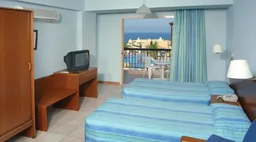 Louis Paphos Breeze