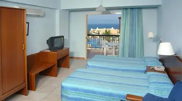 Louis Paphos Breeze