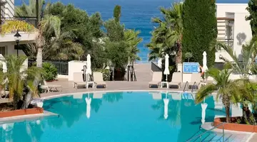 Louis Paphos Breeze