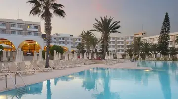 Louis Phaethon Beach Hotel