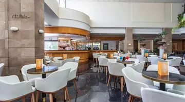 Louis Phaethon Beach Hotel