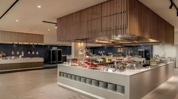 Louis Phaethon Beach Hotel