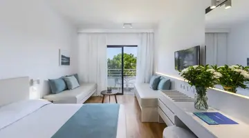 Louis Phaethon Beach Hotel
