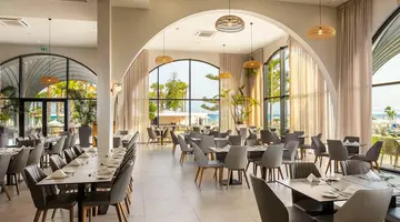 Louis Phaethon Beach Hotel