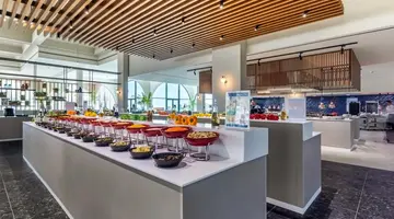 Louis Phaethon Beach Hotel