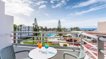 Louis Phaethon Beach Hotel