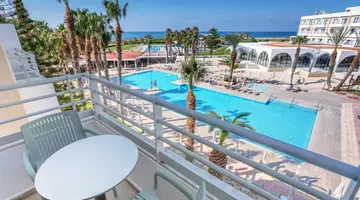 Louis Phaethon Beach