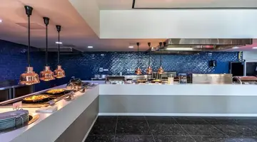Louis Phaethon Hotel