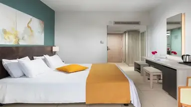 Louis Phaethon Hotel