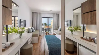 Louis Phaethon Hotel