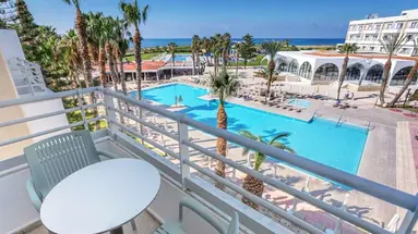 Louis Phaethon Hotel