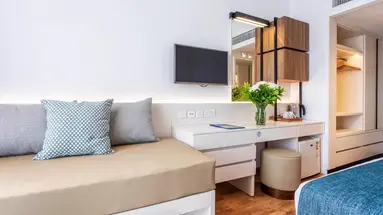 Louis Phaethon Hotel