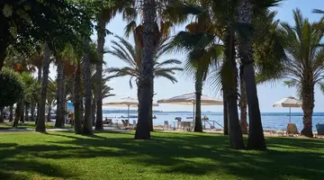 Louis Phaethon Hotel