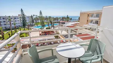 Louis Phaethon Hotel