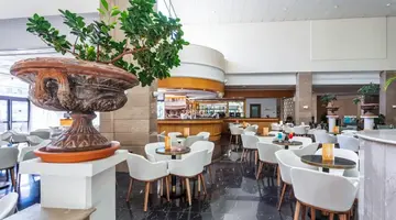 Louis Phaethon Hotel