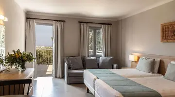 Louis St. Elias Resort