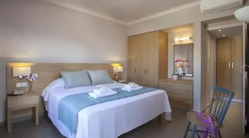 Louis St. Elias Resort