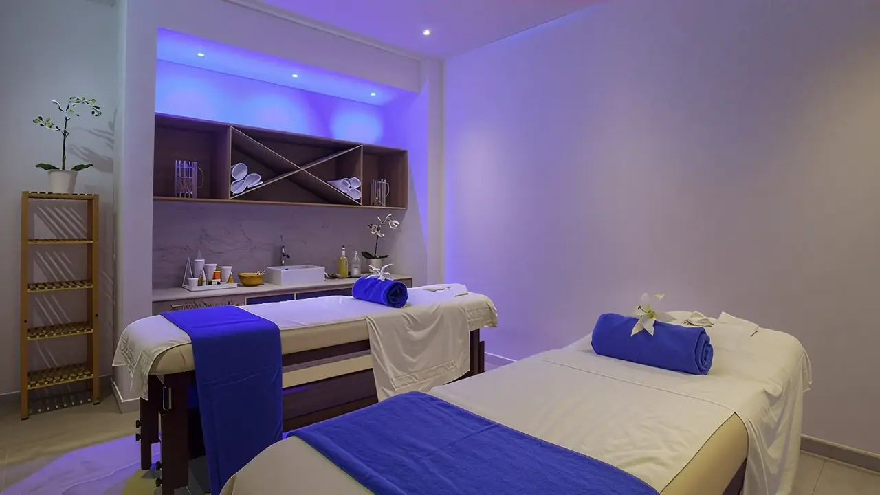 LOUIS ST. ELIAS RESORT
