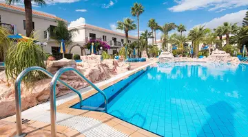 Loutsiana Hotel Apartments