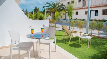 Loutsiana Hotel Apartments