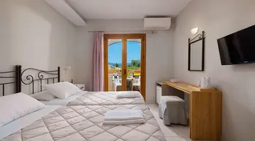 Louvre Hotel